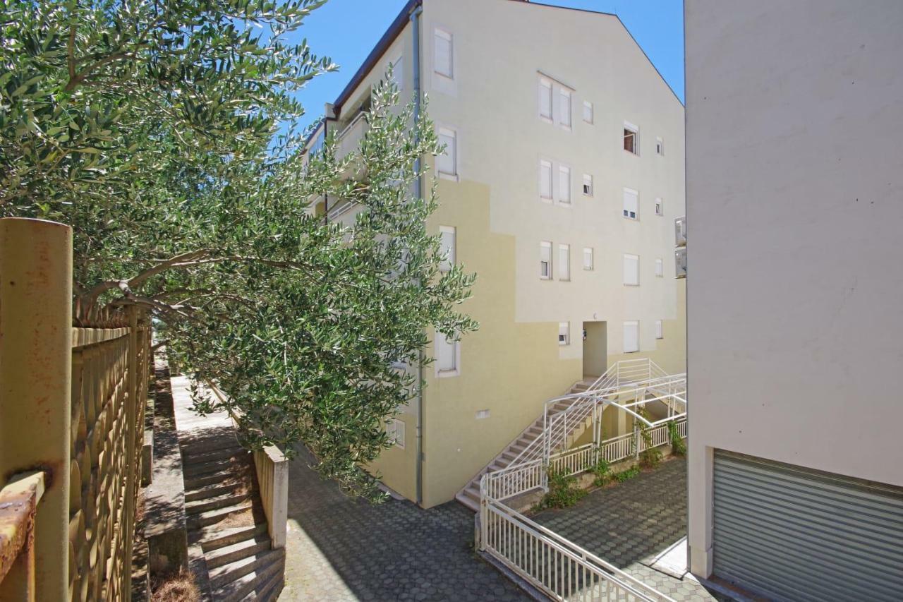 Apartment Dalija Baška Voda Buitenkant foto